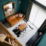 Chalet *
